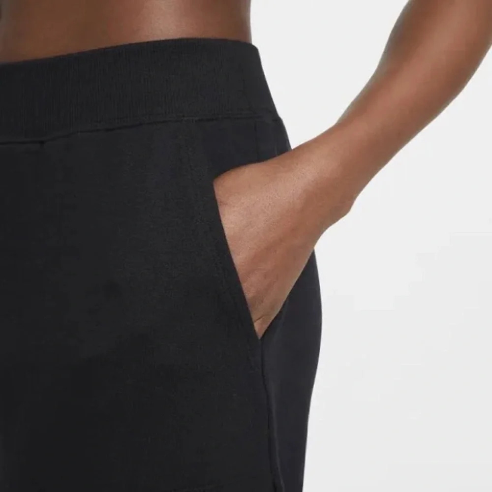 Nike Yoga Luxe Cropped Pants - Picture 7 of 10